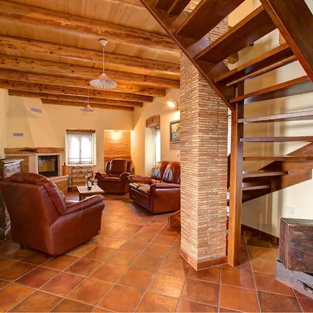 Visignano Sleeps 6 Pool Air Con Wifi * Višnjan